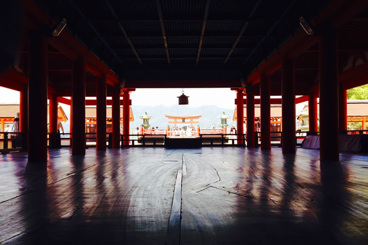写真：厳島神社